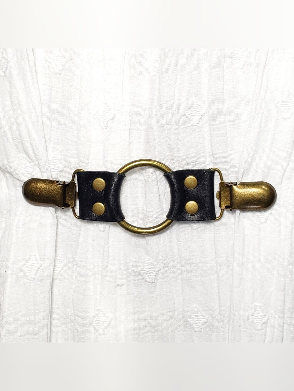 Black Leather Cinch Clip W/ Bronze Tone Oring, DIY Tailoring, New, Handmade